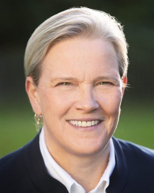 Andrea Schulze Buschhoff Porträt von Andrea Schulze Buschhoff, Team Tierfriedhof Münster